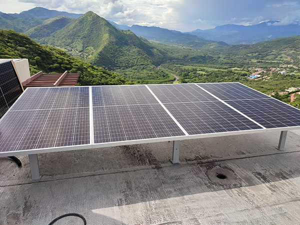 instalación lista panel solar