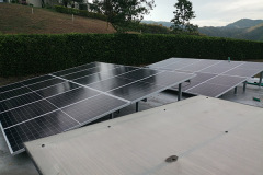 paneles solares cubre todo el techo